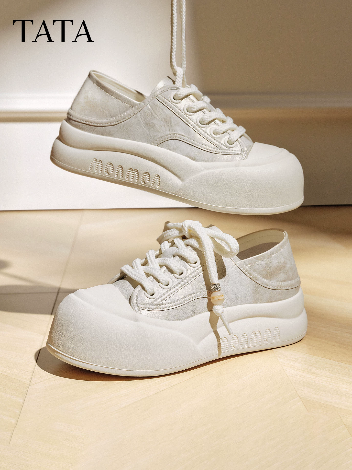 Giày Nữ TATA 2025 Mùa Đông Mới Giày Thể Thao Đa Năng Giày Thường Ngày Đế Dày Giày Sneaker Trắng CP303CM5