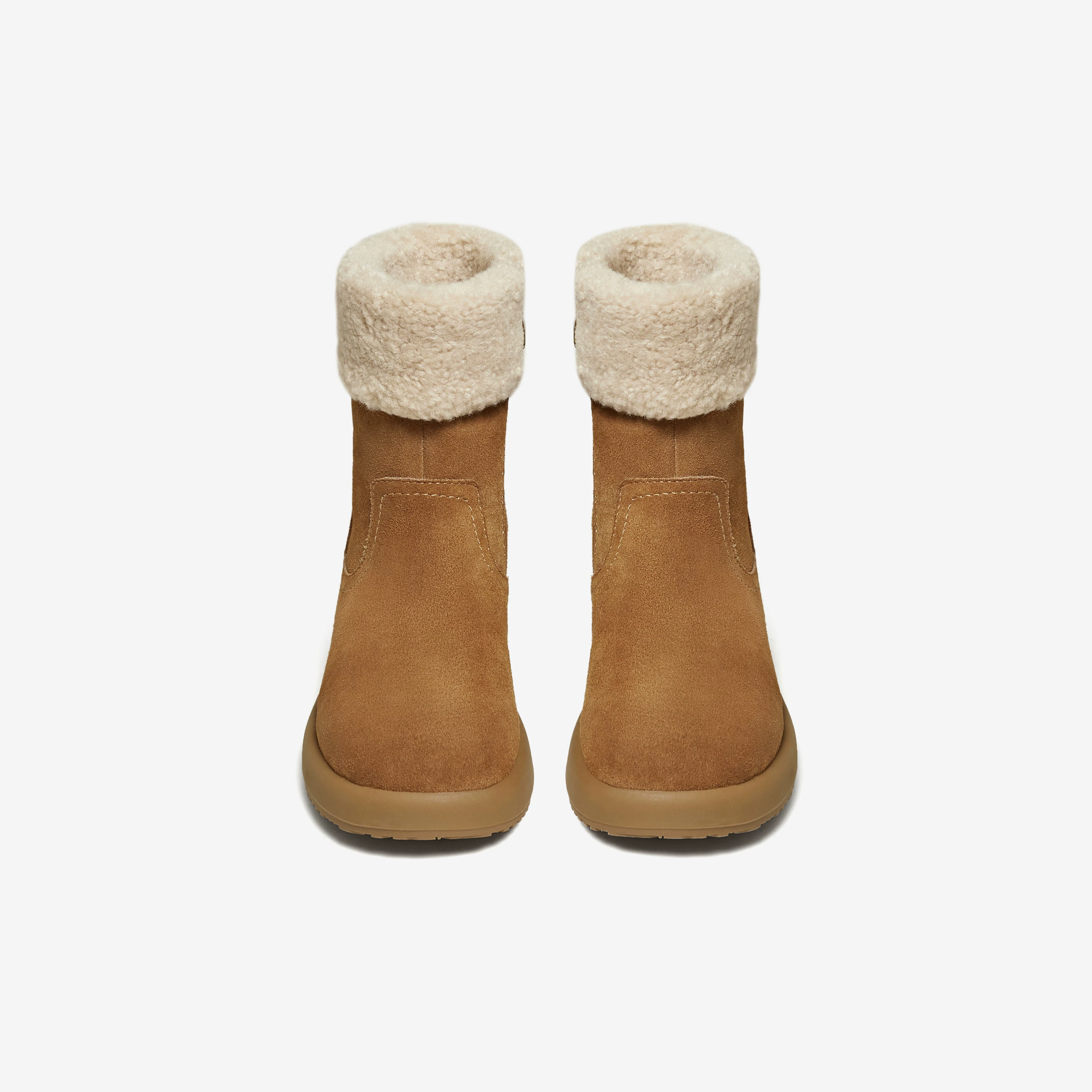 Giày bốt TATA mùa đông 2025, giày bông lót lông, đế dày, kiểu dáng thường ngày, lót lông cừu giữ ấm, mã CKX01DZ5