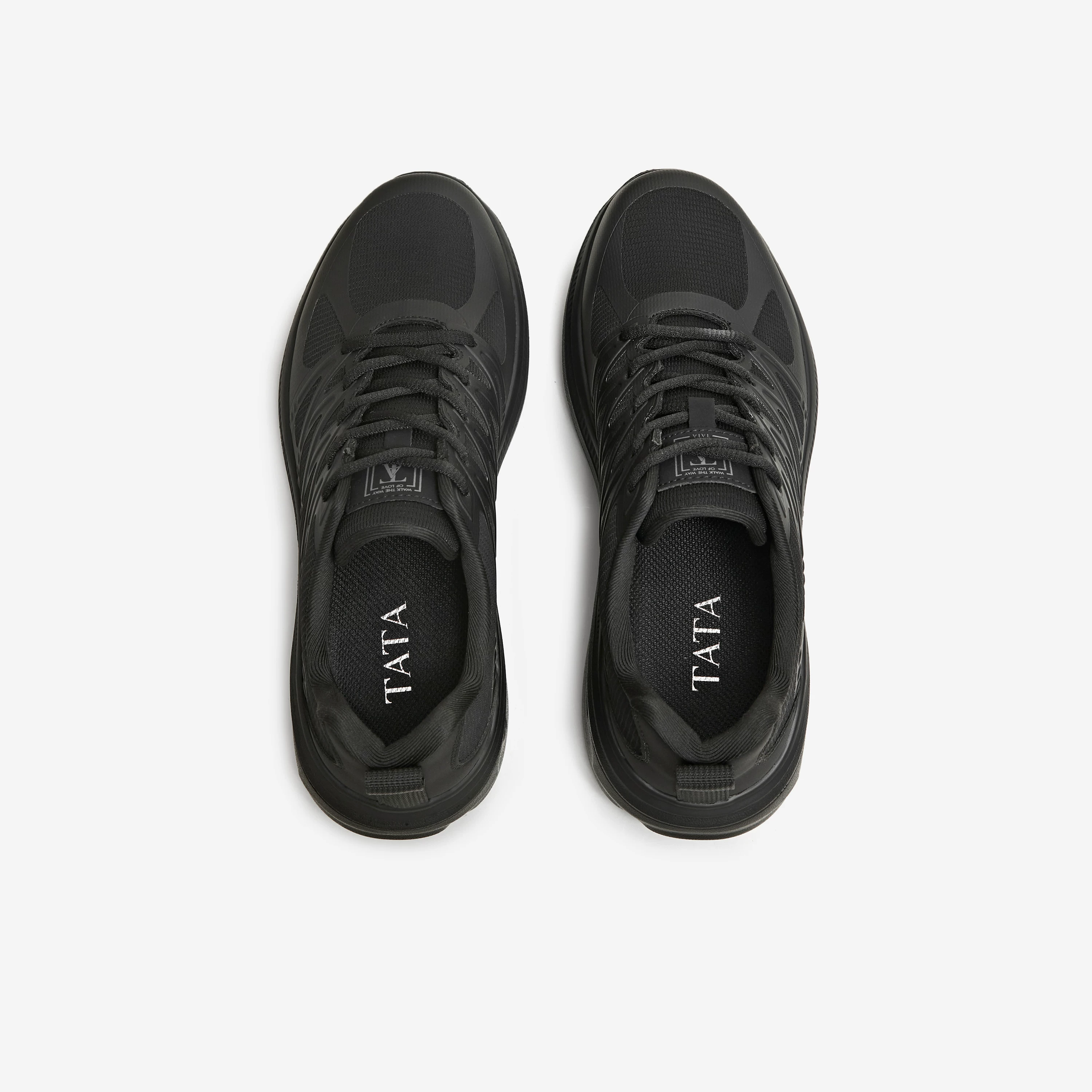 Giày nam TATA mùa đông 2025 kiểu dáng tương tự, thoải mái, đa năng, màu đen, giày thường, mẫu mới EMR01CM5