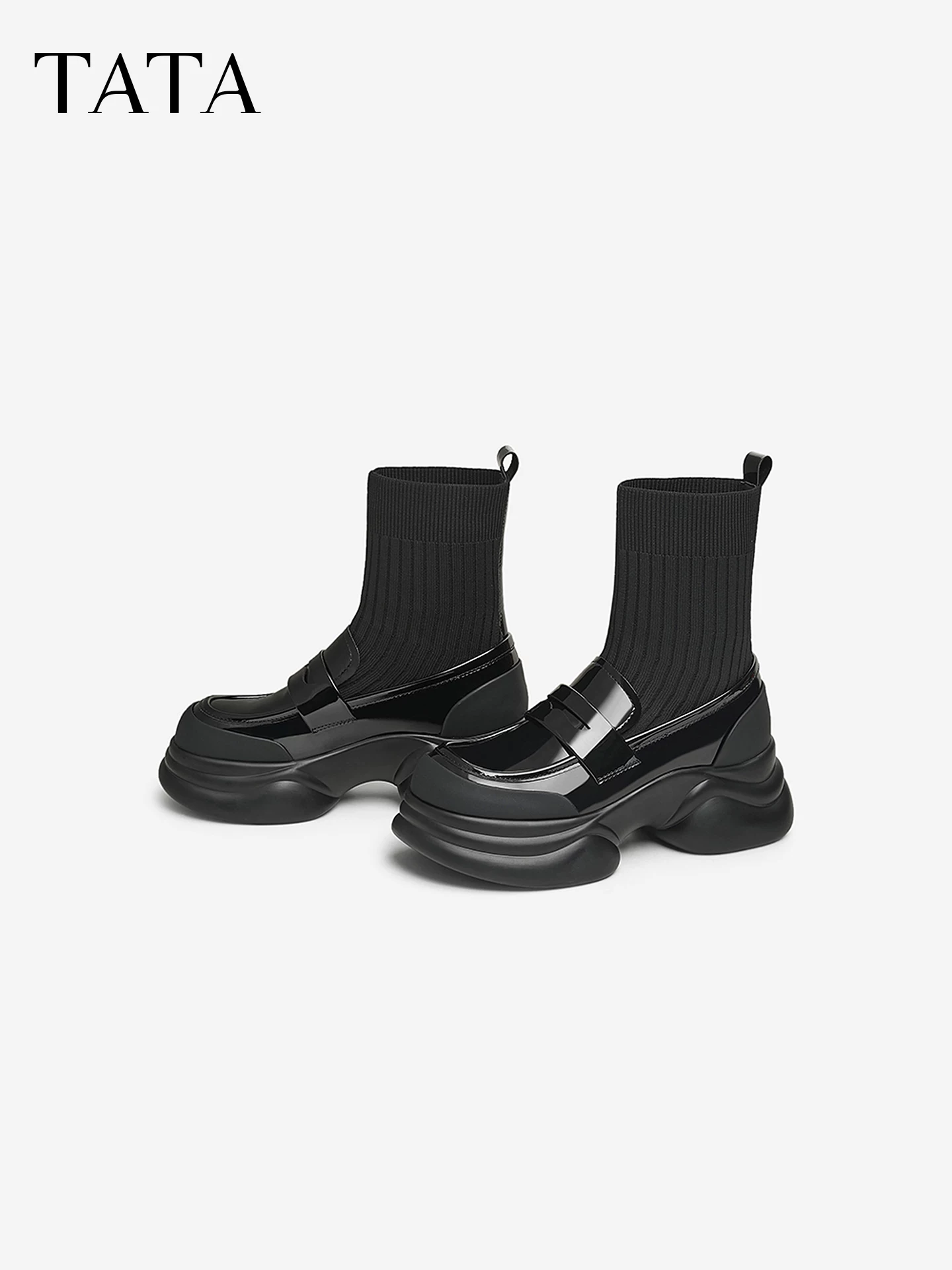 Giày bốt đế dày của Anh TATA Giày nữ Giày bốt tất co giãn mỏng có lót lông cừu Giày bốt ngắn CCJ02CZ5