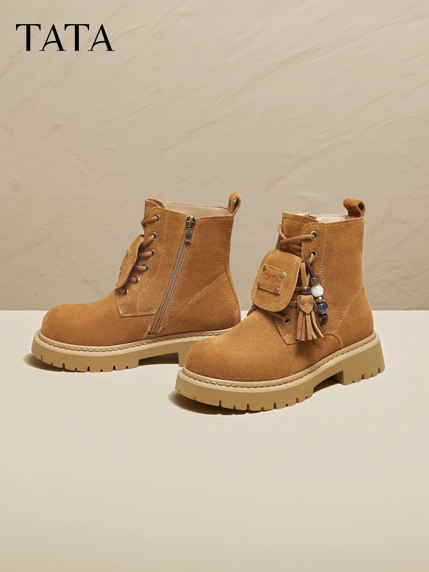 Giày bốt nữ TATA có lót lông cừu Giày bốt phương Tây Giày bốt làm việc ngoài trời kiểu cổ điển Giày bốt Martin đế dày Giày bốt ngắn YXB01DD5