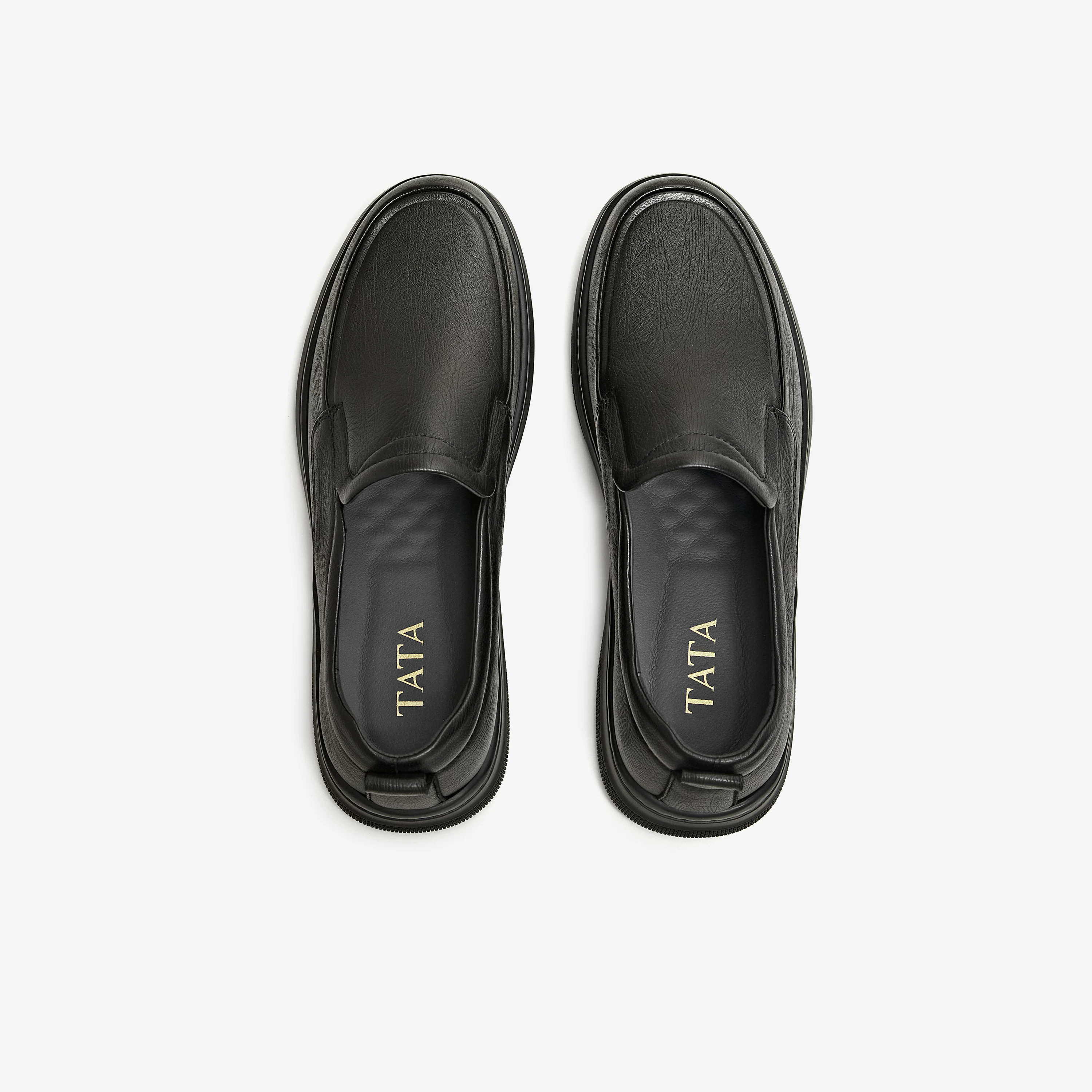 Giày nam TATA 2026 mùa xuân mới giày da thời trang giày công sở màu đen giày công sở QHT01AM6