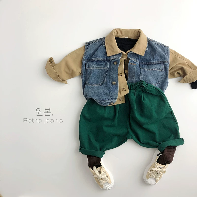 Thiết kế vai trễ rất đẹp~ màu denim cổ điển~ Áo gile trẻ em phong cách Hàn Quốc mới dành cho bé trai và bé gái mùa xuân thu, thời trang và rộng rãi.