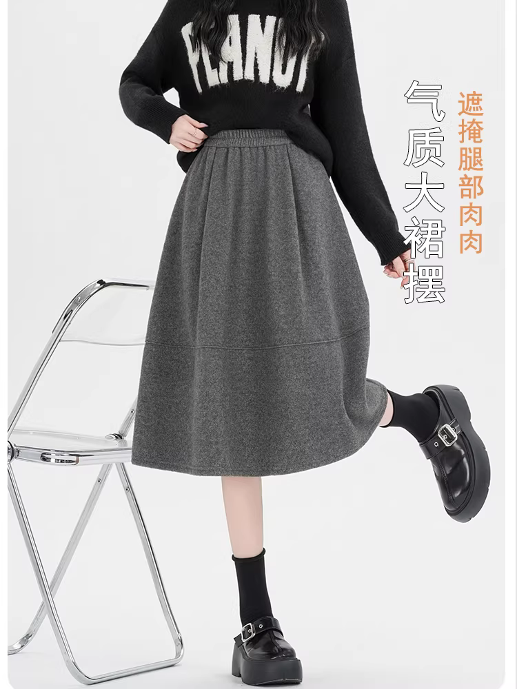 Váy len màu xám đậm dành cho nữ, váy dù dài trung bình mùa đông, váy năm điểm phối với áo len, váy chữ A, váy midi.