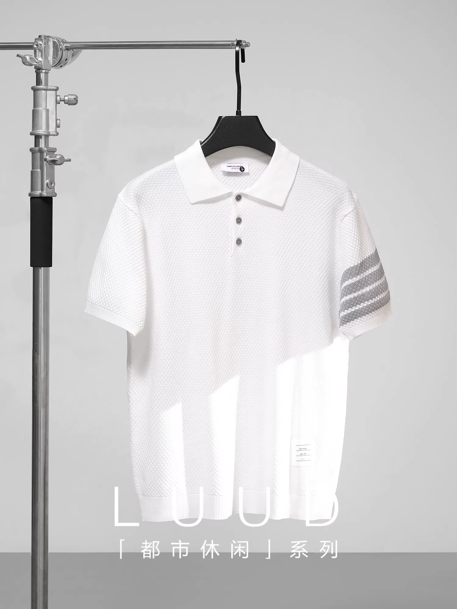 Áo sơ mi POLO dệt kim bốn sọc phong cách Hàn Quốc LUUD với họa tiết phối màu, chất liệu pha lụa mát mẻ, áo sơ mi ngắn tay cổ bẻ hợp thời trang dành cho nam