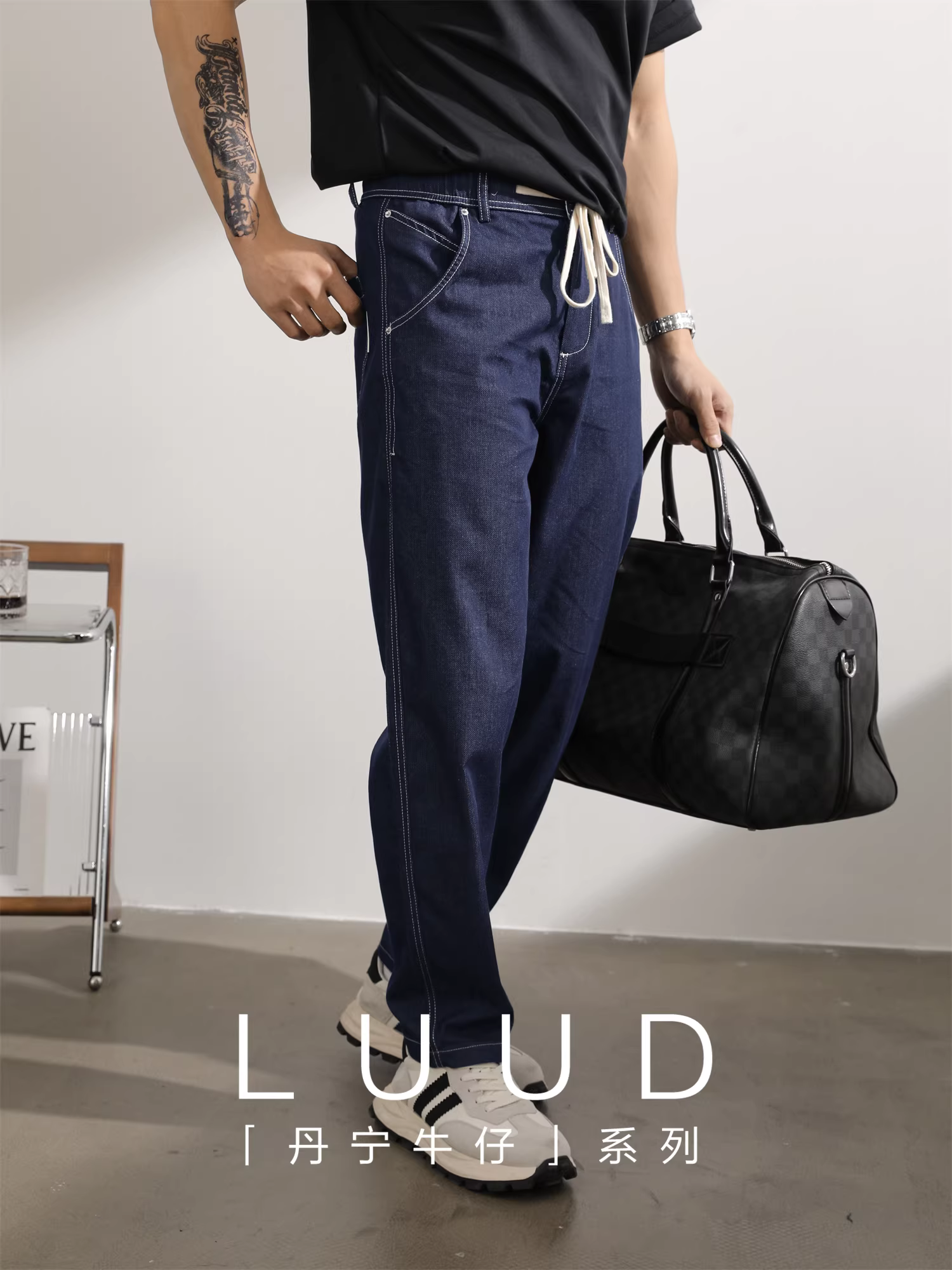 Ưu đãi đặc biệt: Quần jean nam ống thẳng có dây rút ở eo, lưng thun, phong cách retro Mỹ, họa tiết bầu trời đầy sao màu gốc.