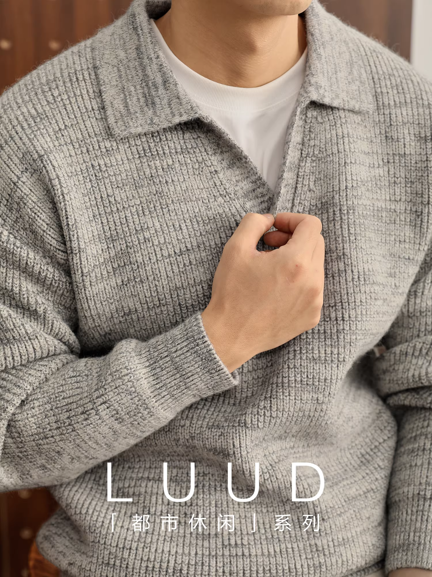 Áo len nam cổ lọ kiểu dáng cổ điển Ý, chất liệu len thô dệt hoa văn phối màu, chất liệu len sọc sần, giữ ấm.