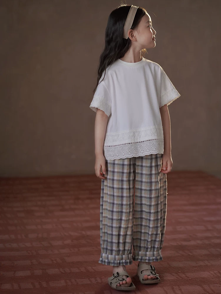 Quần mỏng mùa hè cho trẻ em, quần dài kẻ sọc ren cotton thân thiện với làn da cho bé gái, quần chống muỗi cho bé gái.