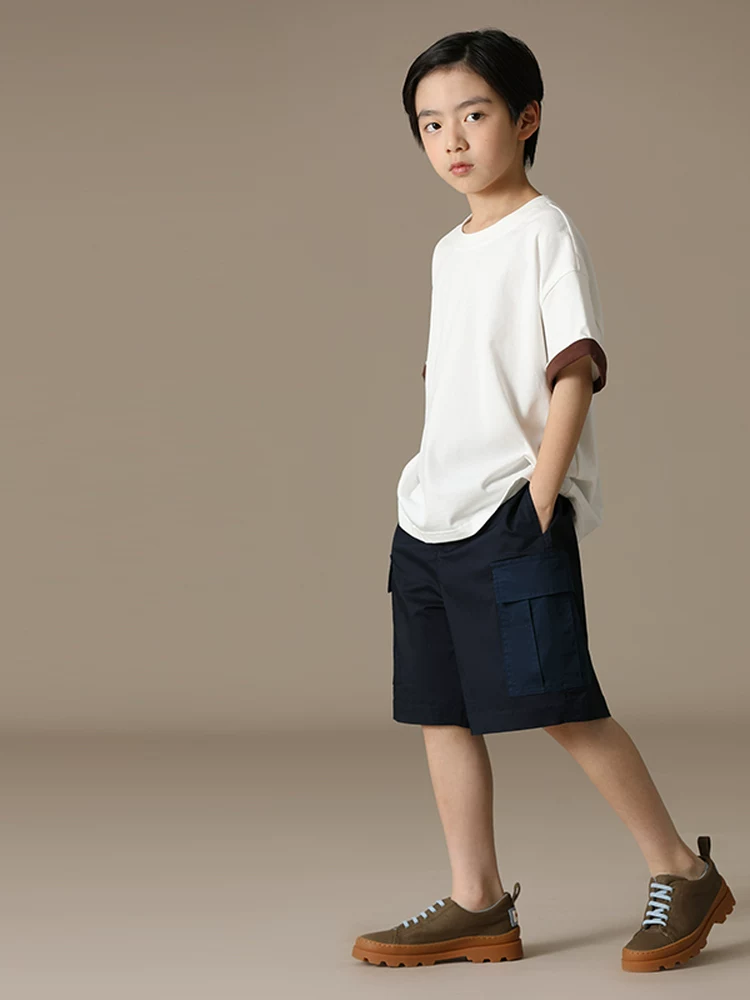 Quần short đa năng mùa hè dành cho trẻ em, quần short năm điểm chất liệu cotton rộng rãi màu xanh hải quân thân thiện với làn da, áo khoác ngoài thông thường dành cho cha mẹ và con cái