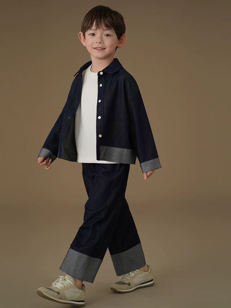 Bộ áo khoác denim và quần denim rộng rãi cho bé trai và bé gái, bộ sưu tập mới mùa xuân thu.