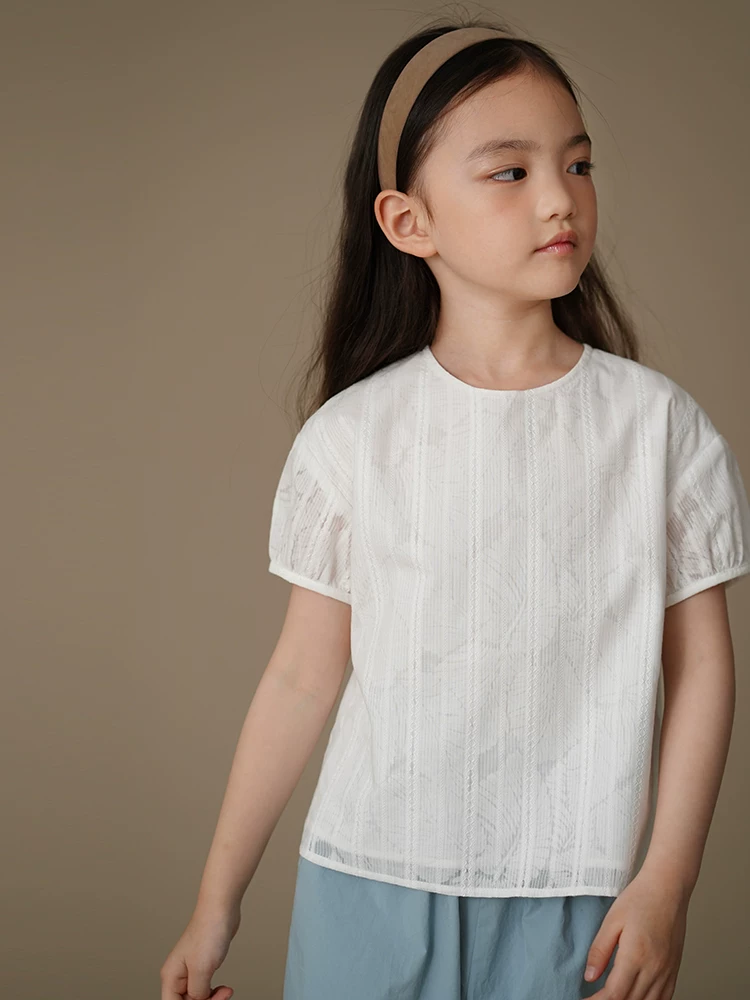 Quần áo trẻ em mùa hè áo sơ mi trắng mỏng phong cách Hàn Quốc áo ngắn tay dáng rộng kiểu mới mùa hè cho bé gái dành cho trẻ lớn hơn