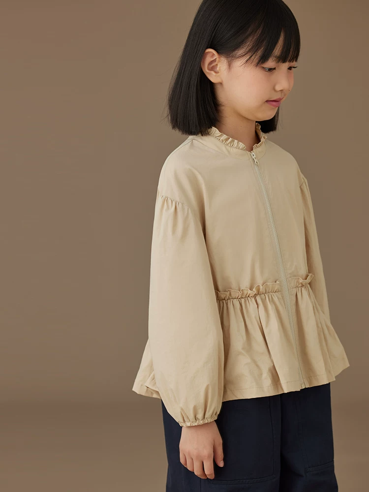 Quần áo trẻ em mùa xuân thu màu kaki giản dị đa năng cổ ren áo khoác bé gái kiểu dáng mỏng dành cho trẻ lớn hơn