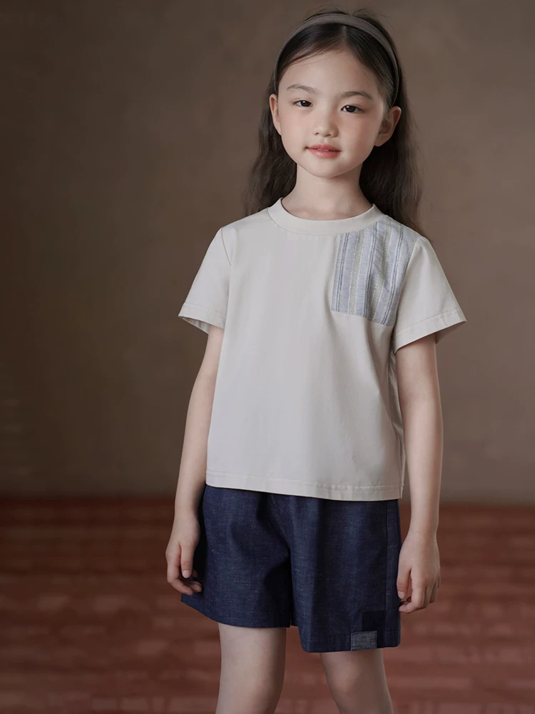 Quần áo trẻ em quần short năm điểm thân thiện với làn da quần short denim cổ điển hoàn toàn bằng cotton cho bé trai và bé gái quần short thường ngày kiểu dáng mỏng mùa hè