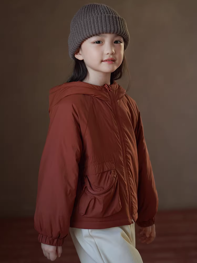 Quần áo trẻ em mùa thu đông trẻ em áo khoác mỏng có mũ trùm đầu màu đỏ gạch bé trai bé gái 3M Thinsulate áo khoác cotton ấm áp