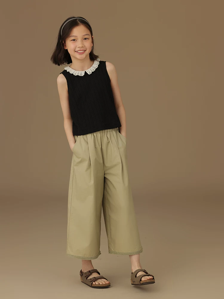 Quần áo trẻ em cổ ren màu đen Áo thun bé gái cỡ vừa-lớn Áo dệt kim trẻ em sành điệu để mặc nhiều lớp hoặc mặc ngoài mùa hè mới