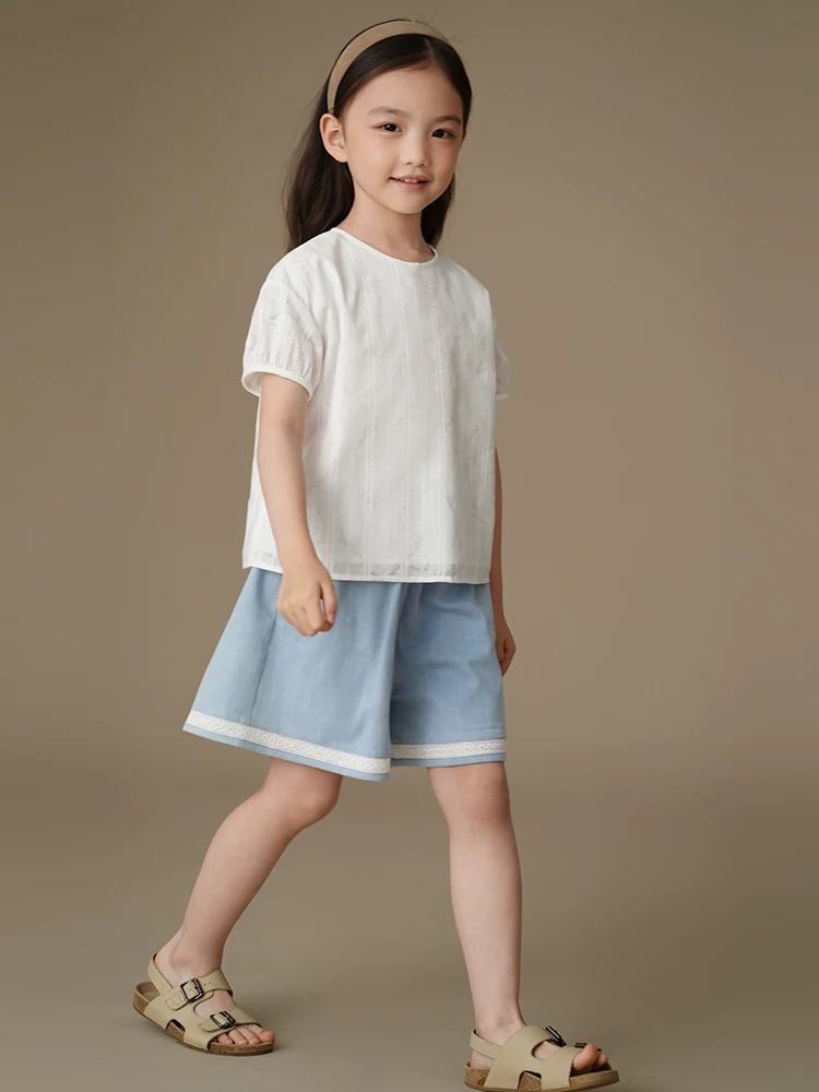 Quần áo trẻ em mùa hè áo sơ mi trắng mỏng phong cách Hàn Quốc áo ngắn tay dáng rộng kiểu mới mùa hè cho bé gái dành cho trẻ lớn hơn
