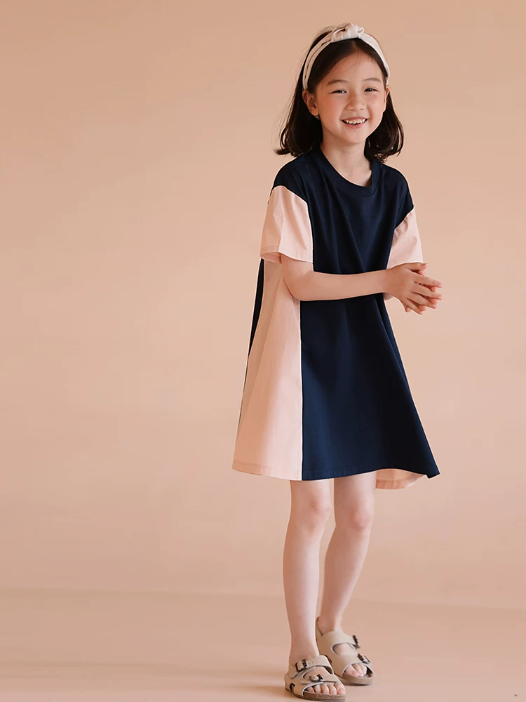 Quần áo trẻ em Hazi Mùa hè Mới Phong cách cha mẹ và con gái Váy ngắn tay màu trơn cổ tròn cotton nguyên chất dáng rộng đơn giản