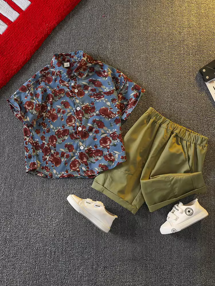 Áo sơ mi ngắn tay họa tiết hoa phong cách cổ điển Hồng Kông dành cho trẻ em trong kỳ nghỉ hè dành cho bé trai, áo sơ mi họa tiết hoa mát mẻ và sành điệu cho bãi biển