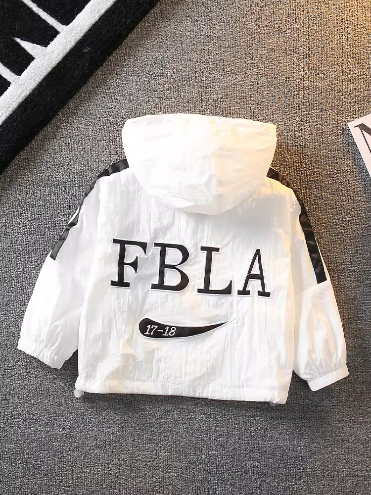 Quần áo chống nắng cho bé trai, quần áo chống nắng mùa hè, kiểu dáng mới 2025, quần áo trẻ em thời trang chống nắng chống tia cực tím cho bé trai