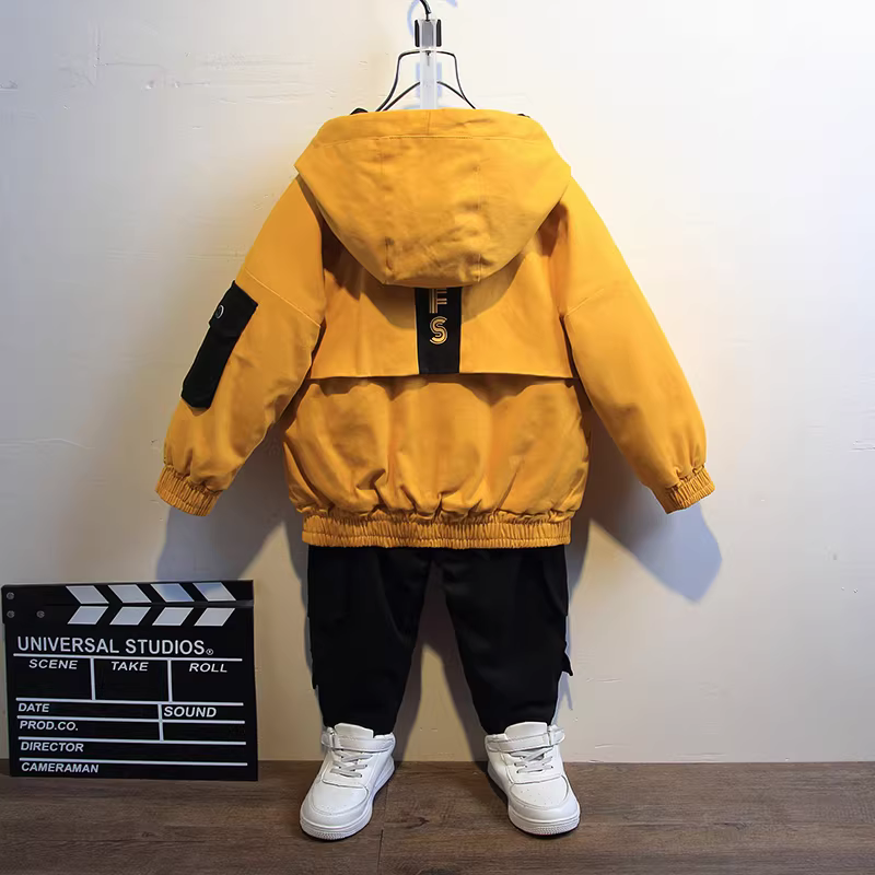 Quần áo trẻ em bộ đồ dày lót lông cừu cho bé trai kiểu dáng thời trang 2025 trang phục mùa đông mới cho bé mùa thu đông phiên bản Hàn Quốc xu hướng thời trang trẻ em