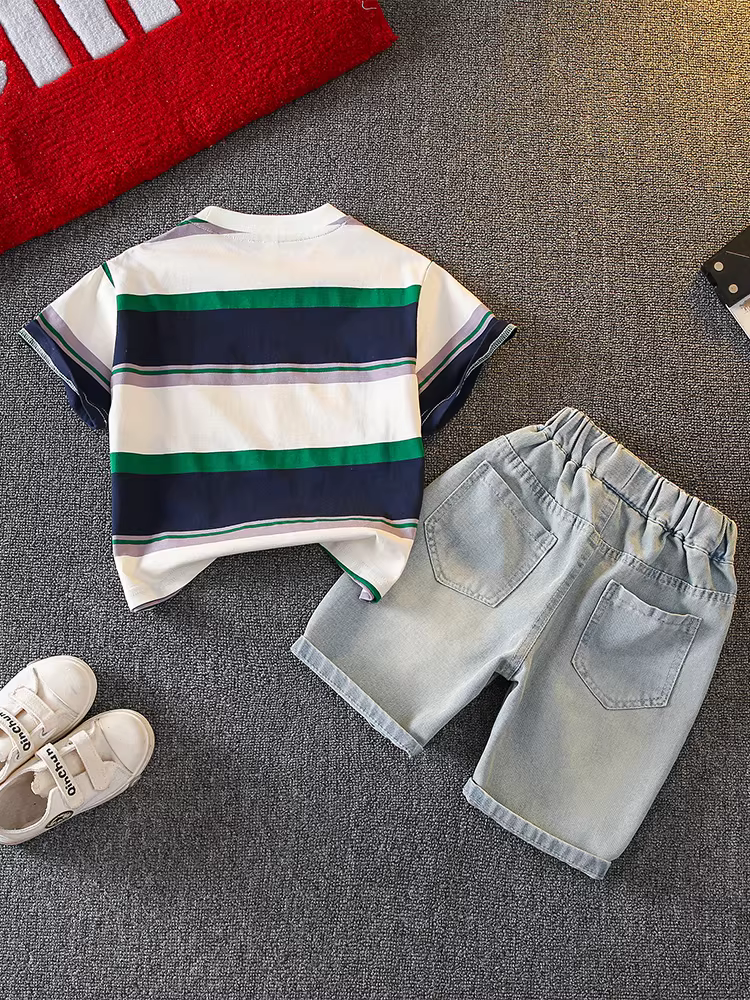 Trang phục mùa hè ngắn tay mỏng mát thời trang đường phố dành cho bé trai lớn tuổi năm 2025