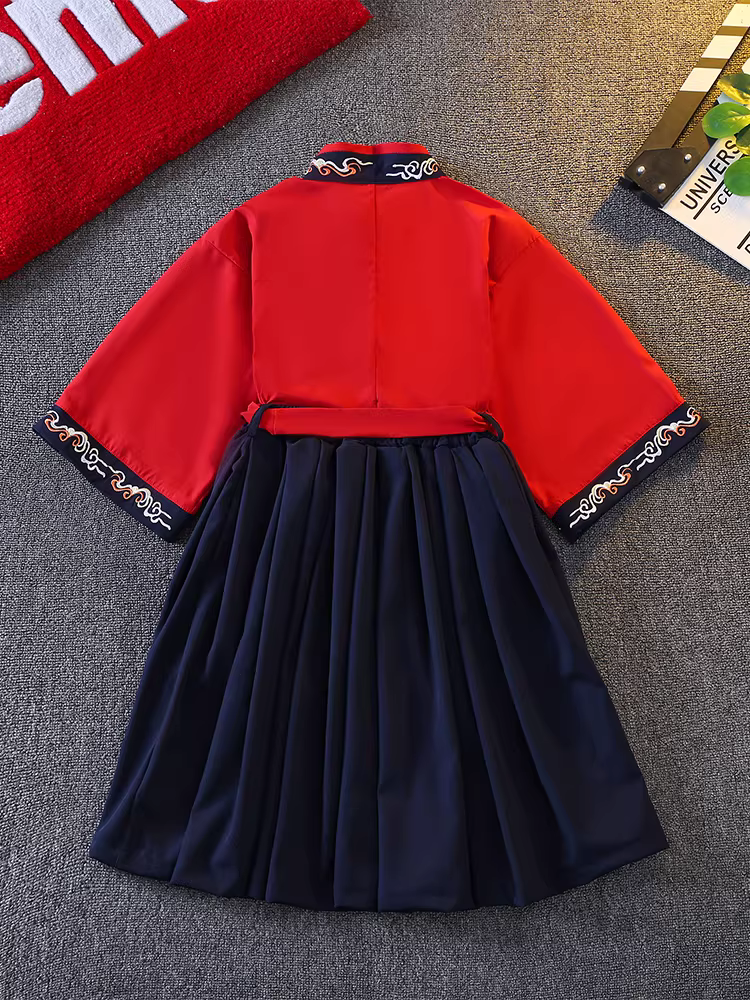 Áo dài truyền thống Trung Quốc cho bé trai năm 2025, trang phục mùa xuân thu mới, kiểu dáng cổ điển, phục trang nhà Đường cho bé trai, trang phục biểu diễn phong cách Trung Hoa mới