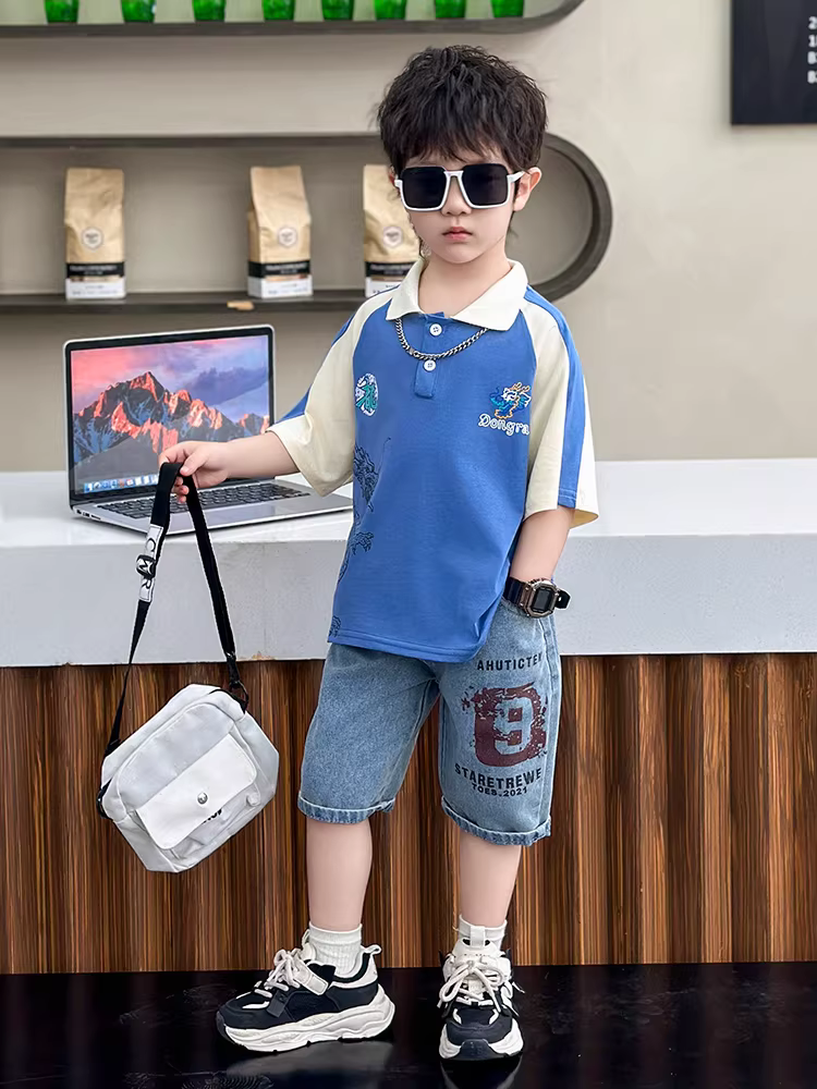 Bộ quần áo polo hè cho bé trai kiểu mới 2025, bộ đồ ngắn tay lịch lãm, bộ hai mảnh mùa hè trẻ em