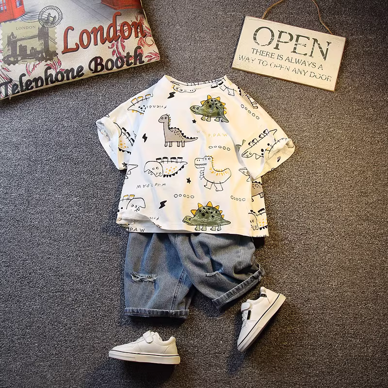 Bộ đồ hè bé trai 2025 thời trang mới, quần áo trẻ em hợp xu hướng, bộ hai mảnh tay ngắn hot trên mạng dành cho bé