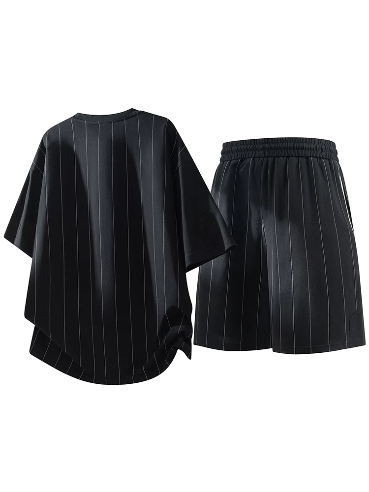 Bộ đồ ngắn tay cổ tròn kẻ sọc màu sắc phối hợp của Jeanswest dành cho nam, bộ đồ hai mảnh thể thao cao cấp mùa hè rộng rãi thoáng khí.