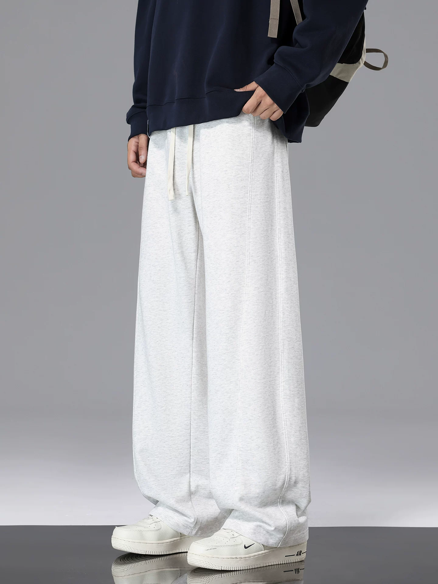Quần dài ống đứng màu xám của Jeanswest dành cho nam, quần dài dáng rộng đa năng mùa xuân thu, quần thể thao thông thường đa năng.