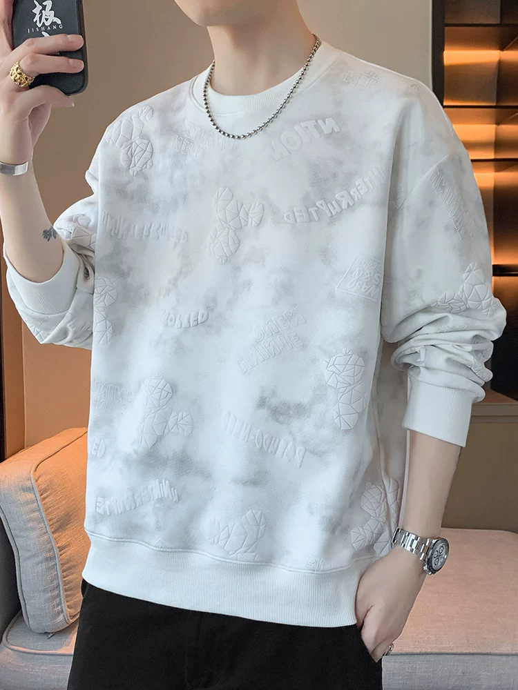 Áo nỉ cổ tròn màu trơn đa năng của Jeanswest dành cho nam, áo thun mùa xuân thu hợp thời trang, áo mặc trong mùa xuân.
