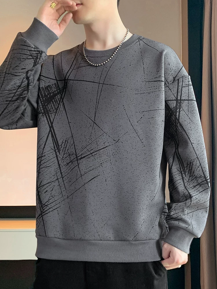 Áo nỉ cổ tròn dày dặn kiểu Mỹ của Jeanswest dành cho nam, áo thun cơ bản đa năng phong cách thường ngày mùa xuân, áo thun dài tay sành điệu dành cho thanh thiếu niên.