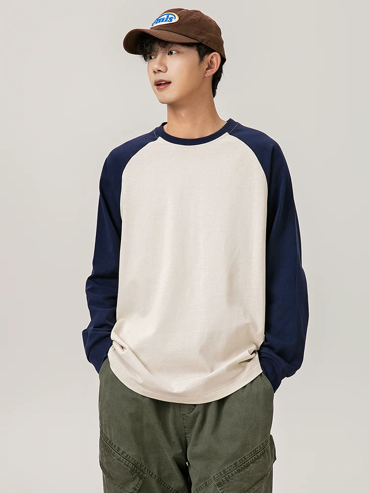 Áo nỉ cổ tròn phối màu của Jeanswest dành cho nam, áo thun dài tay kiểu dáng thời trang thu đông.
