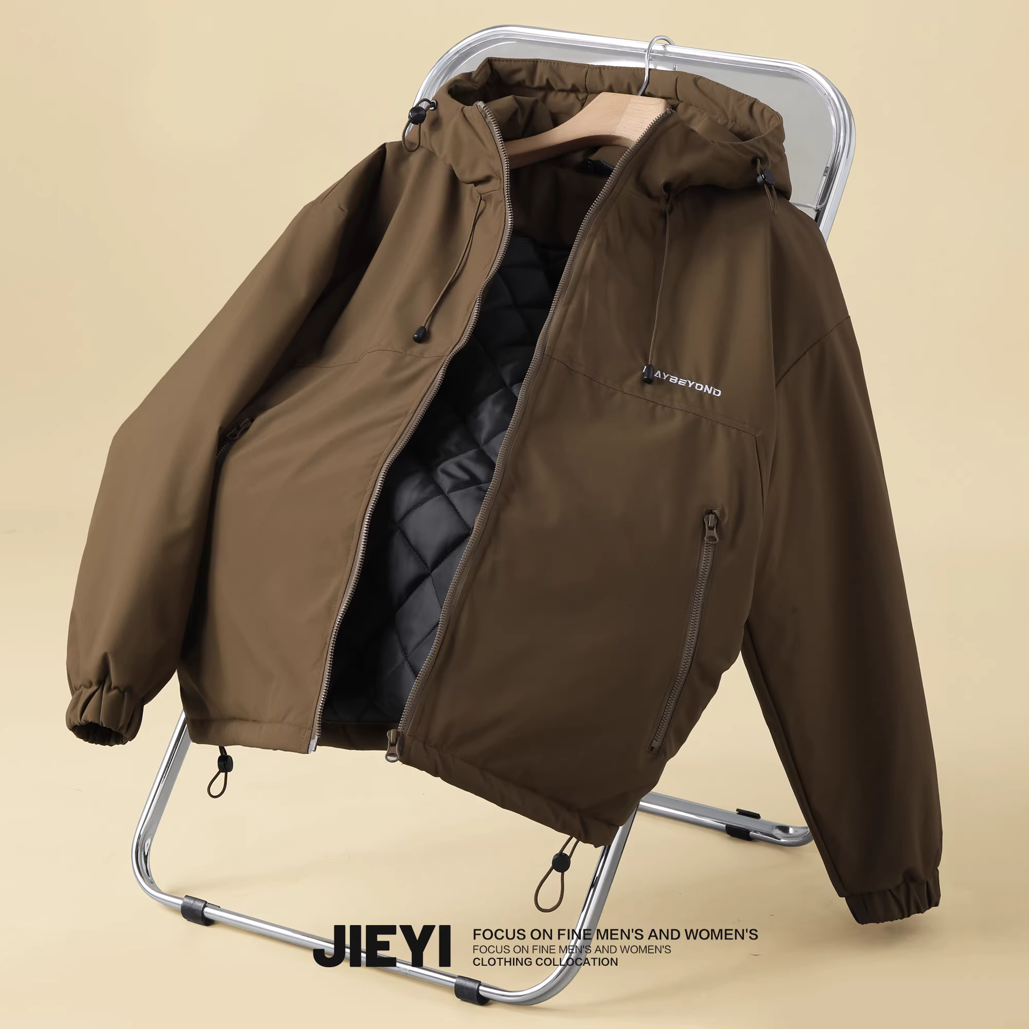 Áo khoác cotton có mũ trùm đầu, kiểu dáng đơn giản, phong cách Mỹ giản dị, chất liệu dày dặn, giữ ấm mùa đông cho nam giới.