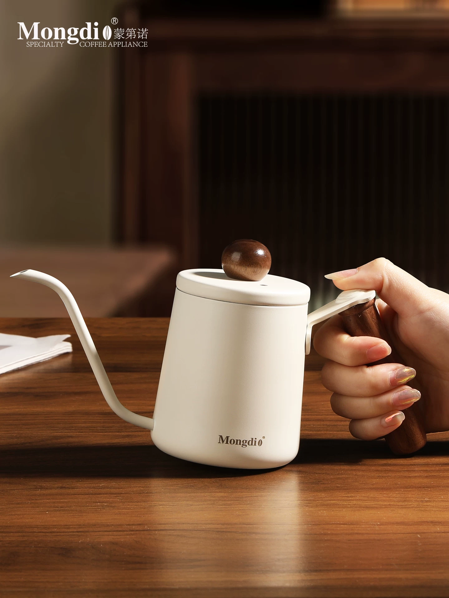 Ấm pha cà phê kiểu Mongdio, ấm pha cà phê kiểu pour-over, ấm cổ ngỗng, ấm inox vòi dài miệng hẹp, ấm pha cà phê