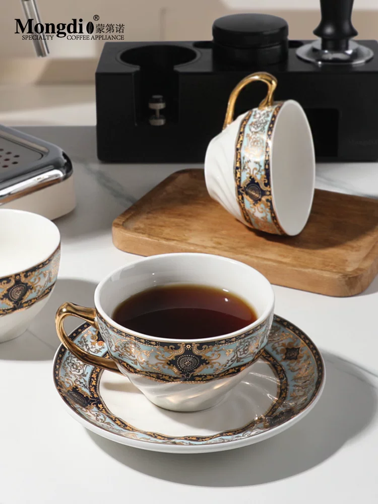 Tách cà phê gốm sứ Mongdio dùng trong gia đình, tách cà phê và đĩa lót cao cấp tinh tế kèm thìa, tách nhỏ kiểu dáng đẹp sang trọng cao cấp.