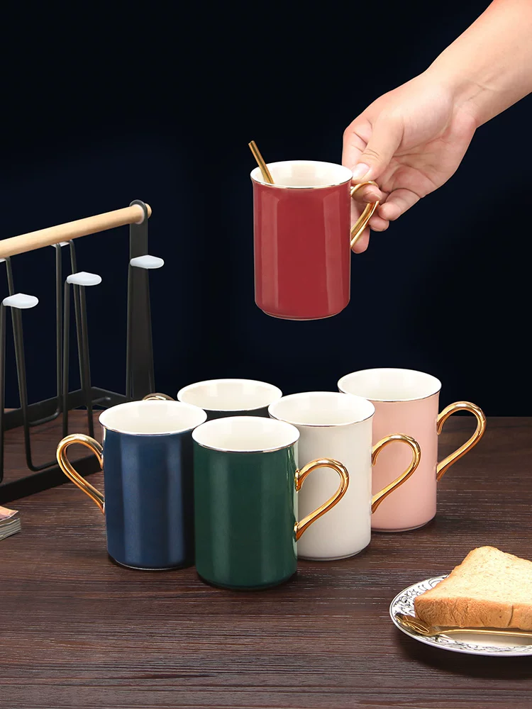 Bộ tách cà phê kết hợp, cốc sứ thẩm mỹ cao cấp, phong cách châu Âu đầy màu sắc, sang trọng nhẹ nhàng, tách trà phòng khách tinh tế.