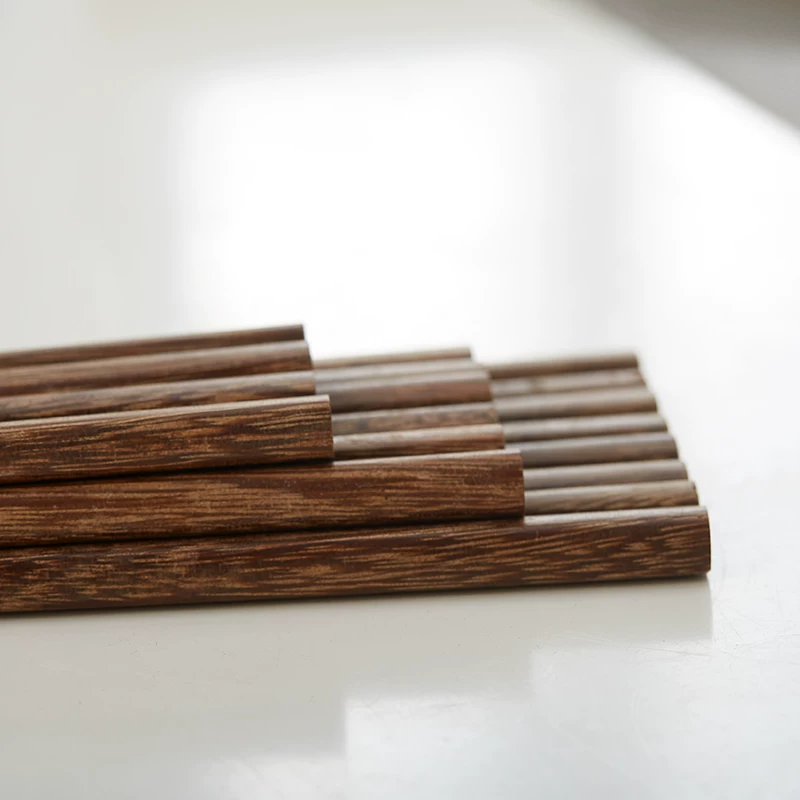 Đũa gỗ Henghong cao cấp dùng trong gia đình, bộ 10 đôi đũa gỗ chống trơn, bộ đũa gỗ cánh gà.