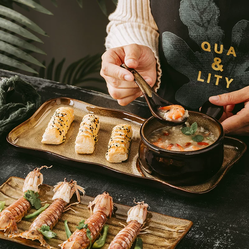 Đĩa sứ sâu lòng Henghong dùng trong gia đình, đĩa hình dạng bất quy tắc với vẻ ngoài cao cấp, bát mì ramen, bát hình nón, đĩa ăn sáng tạo, đồ dùng nhà hàng.