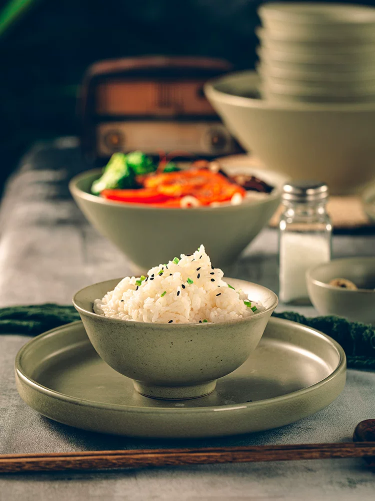Bộ đồ ăn bằng gốm mộc mạc Jingdezhen, bát và đĩa đơn giản kiểu Trung Quốc, bát cơm, đĩa, bát và đũa nhà hàng cao cấp Ru kiln, khách sạn và nhà nghỉ.