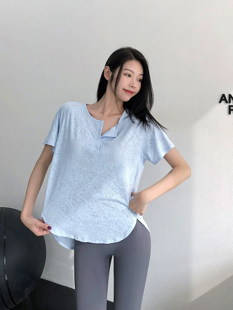 Áo thun thể thao mới, áo thun thể thao cổ chữ V tay ngắn, rộng rãi và thoáng khí, nhanh khô, áo tập yoga nhanh khô dành cho nữ
