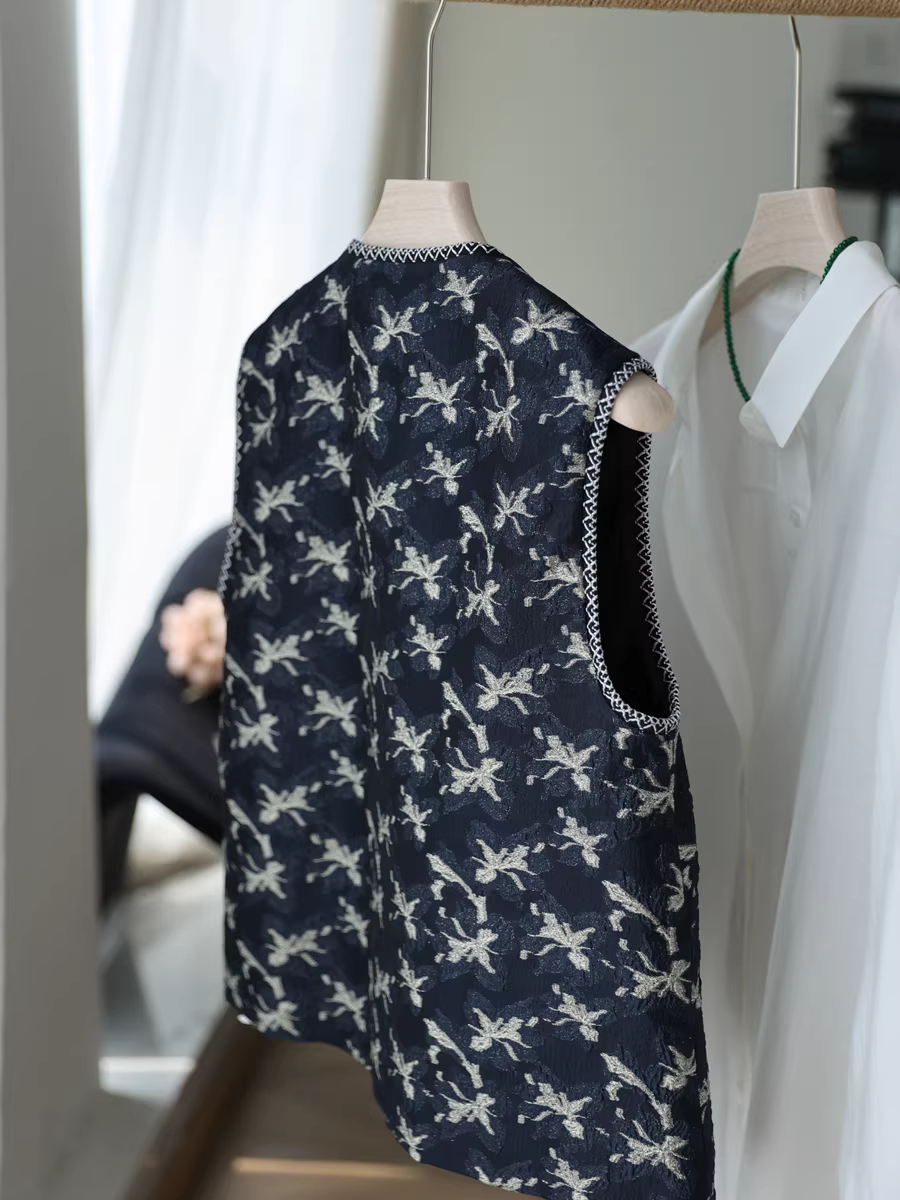 Áo khoác vest không tay kiểu dáng cổ điển thêu chỉ vàng phong cách Trung Hoa mới dành cho nữ mùa thu mới