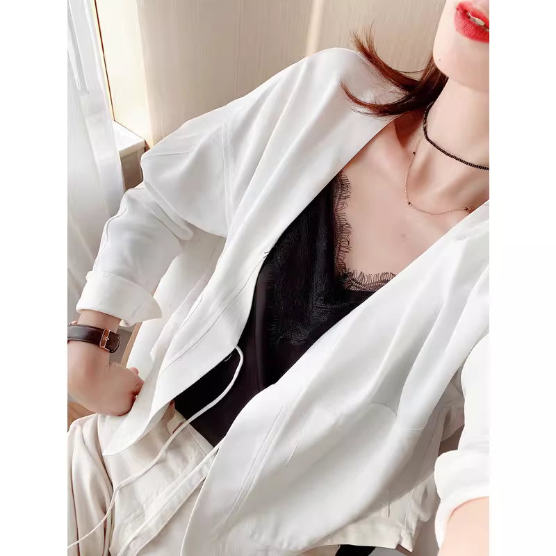 Toàn bộ hàng tồn kho, giảm giá sốc hạng G! Áo khoác lụa dày 30mm dành cho nữ, áo khoác ngắn mùa xuân/hè.