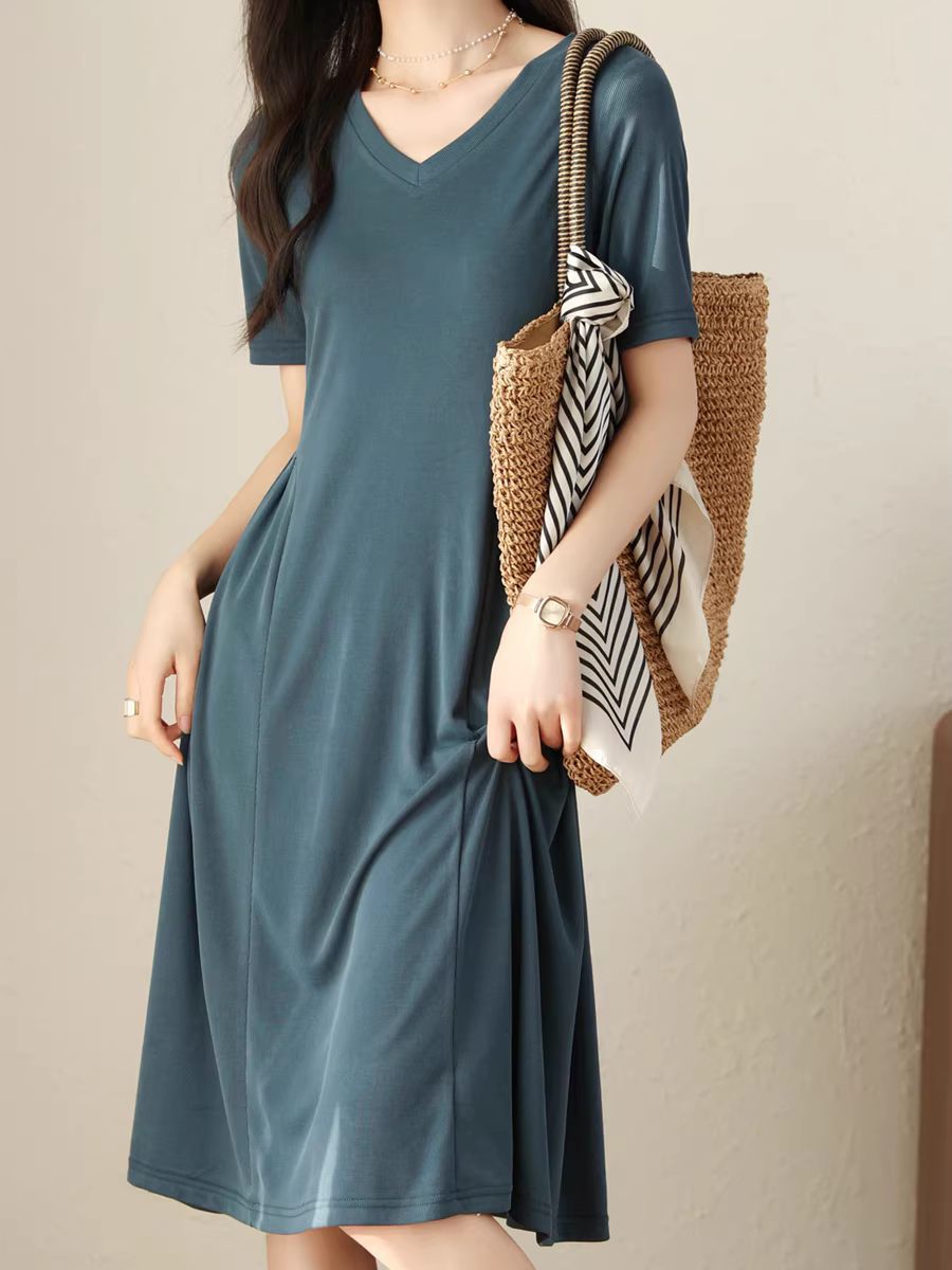 Váy dệt kim xếp ly eo thon cổ chữ V mỏng như giấy, dài ngang đùi dành cho nữ, mùa hè, giá trên 3500.