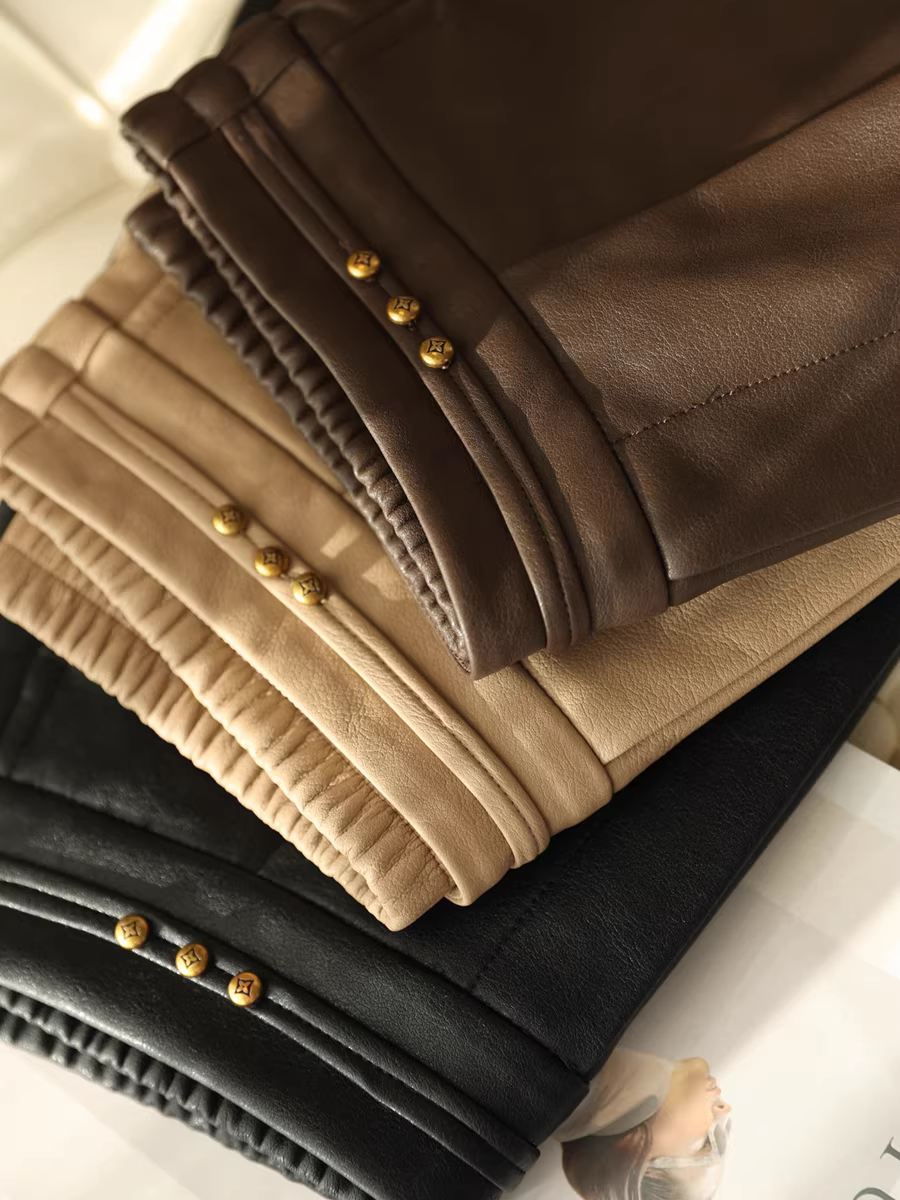 Cô gái mạng! Quần short da PU thân thiện với môi trường, quần ống rộng chữ A co giãn lưng cao, quần da rộng rãi và tôn dáng cho nữ, mùa thu đông.