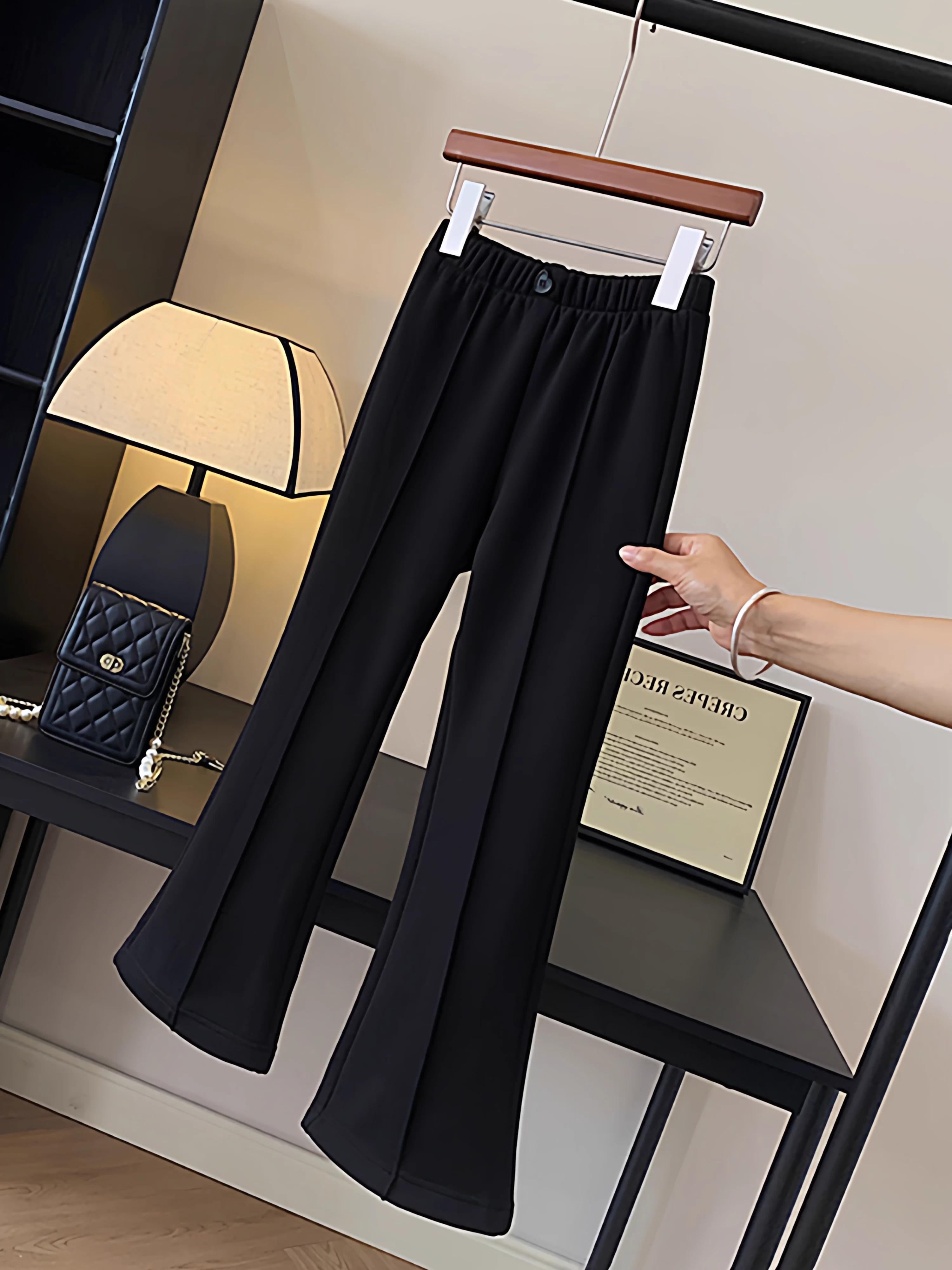 Quần ống loe ôm sát có lót lông cừu cạp cao dành cho nữ, bộ sưu tập thu đông mới, quần ống loe màu đen đa năng, phong cách giản dị dành cho trẻ lớn.