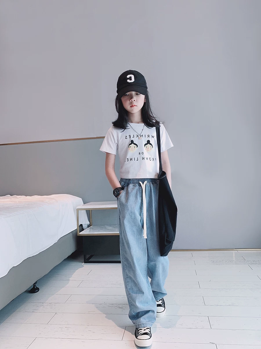 Quần jeans nữ mùa hè 2025 thời trang mới, kiểu dáng xuông rộng thoải mái dành cho trẻ lớn, quần dài mỏng hợp xu hướng
