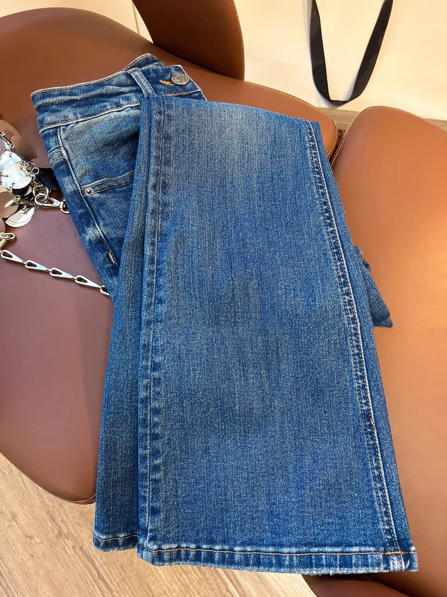 Quần jean ống loe cao cấp dành cho nữ, lưng cao, ôm dáng, thon gọn, quần áo trẻ em gái, quần ống loe màu xanh co giãn mới mùa thu đông, hợp thời trang