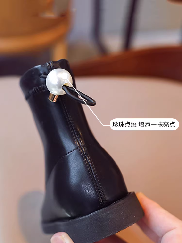 Giày bốt Martin dành cho nữ mùa xuân thu 2025 Giày bốt ngắn da thật mùa thu đông lót lông cừu Giày bốt trẻ em sành điệu mùa xuân thu Giày bốt đơn