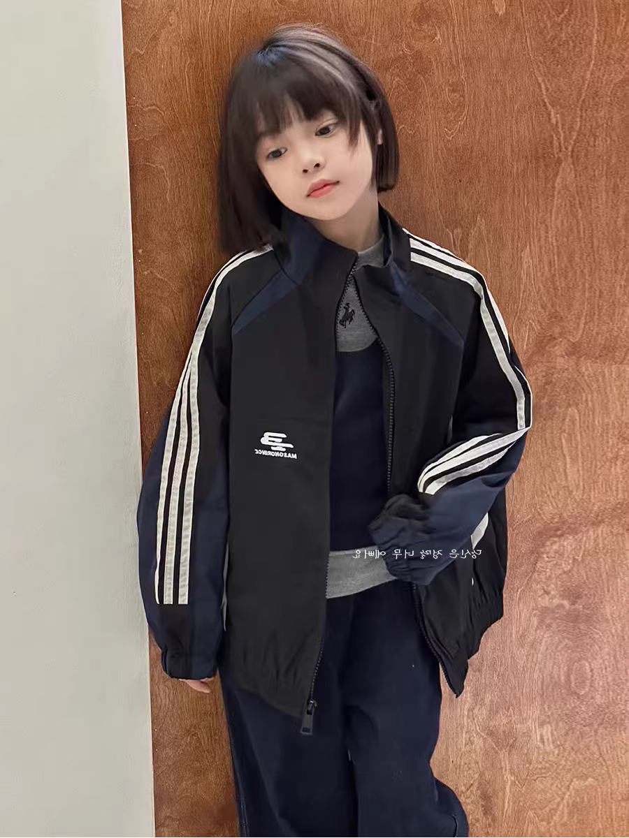 Áo khoác thể thao có cổ đứng, quần áo trẻ em mùa thu cho bé trai và bé gái, áo gió thời trang, áo dáng rộng hợp thời trang.